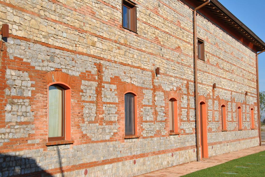 Agriturismo Mascudiera Fiorenzuola dʼArda Kültér fotó