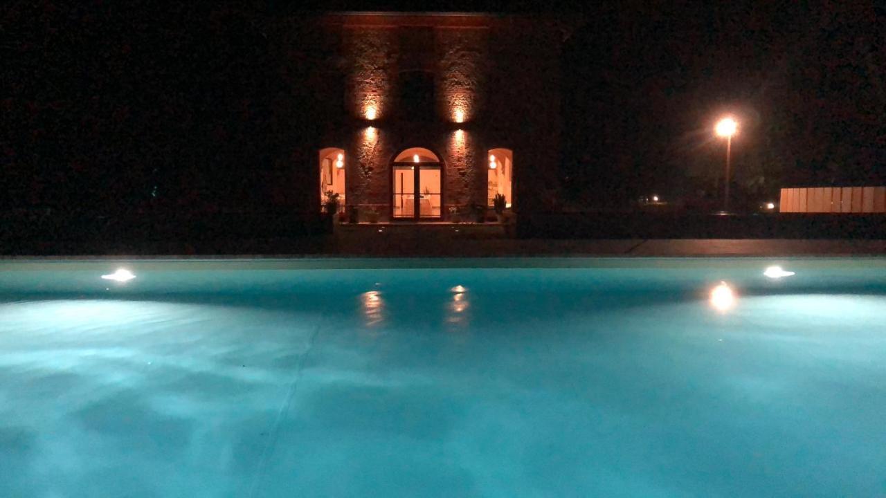 Agriturismo Mascudiera Fiorenzuola dʼArda Kültér fotó